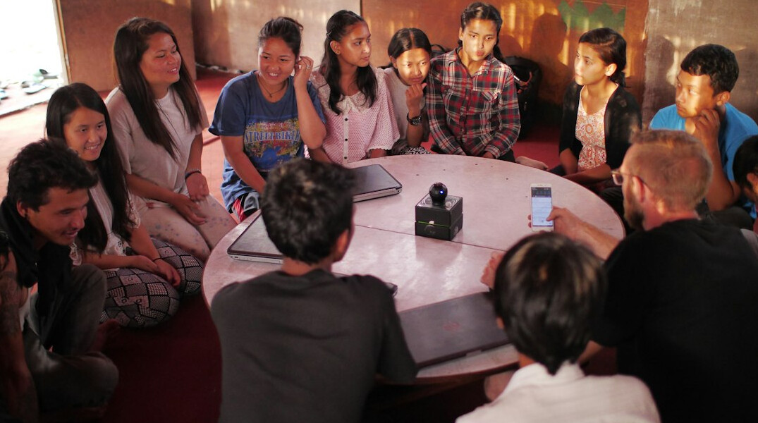 group language class discussion